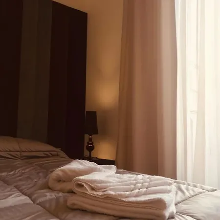 Guest house Motta Palace & *