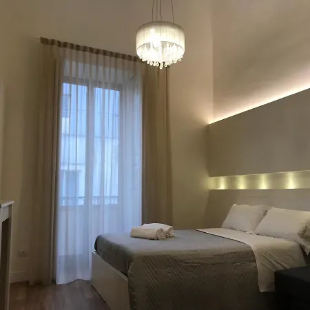 בית הארחה Motta Palace & Motta SantʼAnastasia