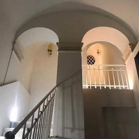 Motta Palace & Pensión Motta SantʼAnastasia