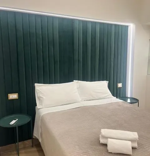 Pensjonat Motta Palace & Motta SantʼAnastasia